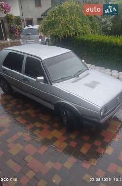 Хэтчбек Volkswagen Golf 1988 в Почаеве