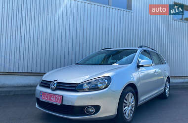 Универсал Volkswagen Golf 2011 в Мукачево