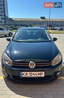 Хэтчбек Volkswagen Golf 2008 в Киеве