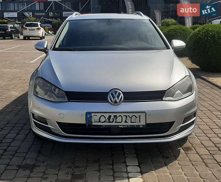 Универсал Volkswagen Golf 2013 в Львове