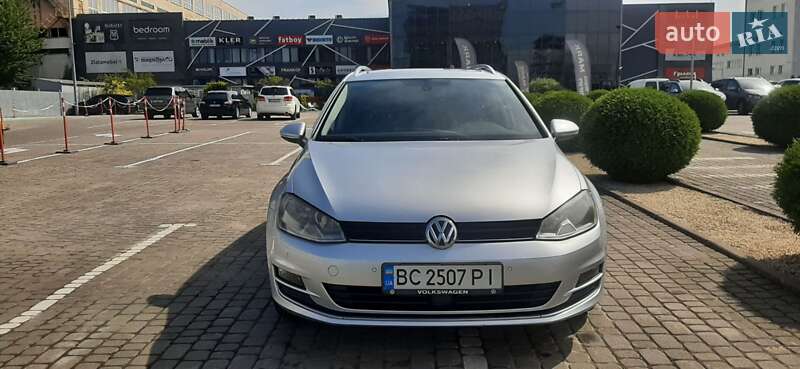 Универсал Volkswagen Golf 2013 в Львове