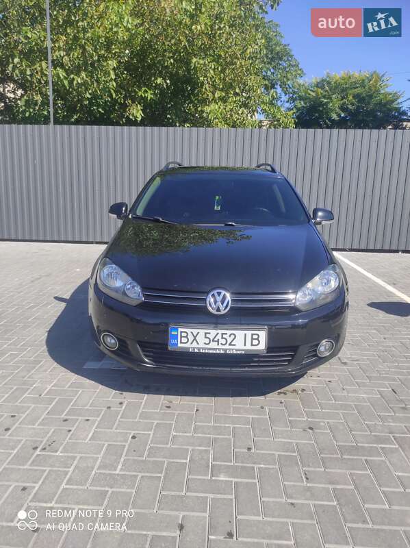 Универсал Volkswagen Golf 2010 в Каменец-Подольском