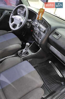 Хэтчбек Volkswagen Golf 1995 в  фото 5 Хэтчбек Volkswagen Golf 1995 в
