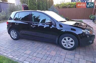 Хэтчбек Volkswagen Golf 2011 в Ровно