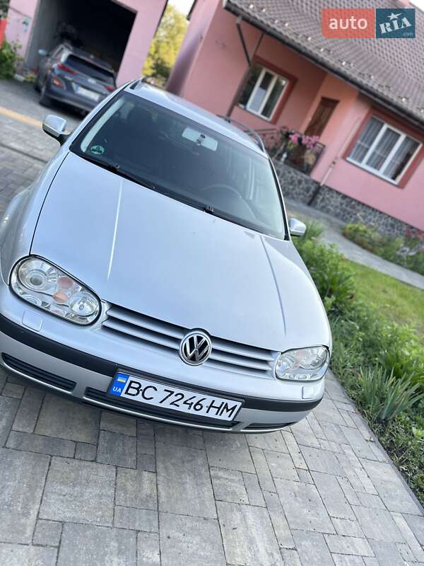 Volkswagen Golf 2005