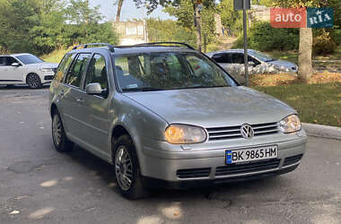 Универсал Volkswagen Golf 2001 в Львове