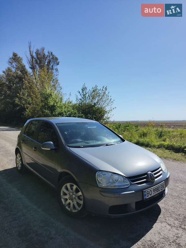 Volkswagen Golf 2005
