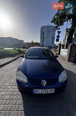 Хетчбек Volkswagen Golf 2005 в Львові