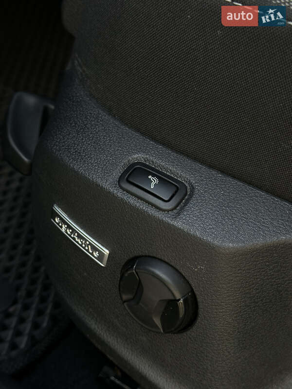 Універсал Volkswagen Golf 2017 в Ужгороді