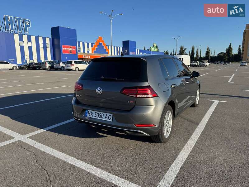 Хэтчбек Volkswagen Golf 2017 в Каменец-Подольском