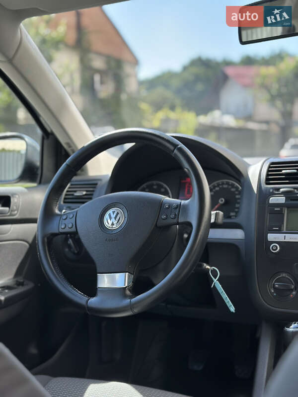 Универсал Volkswagen Golf 2007 в Виннице