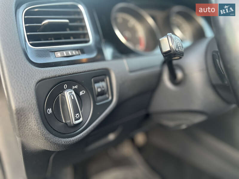 Универсал Volkswagen Golf 2014 в Нововолынске фото 25 Универсал Volkswagen Golf 2014 в Нововолынске