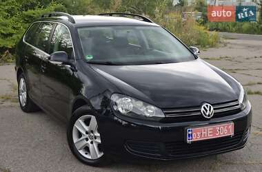 Універсал Volkswagen Golf 2010 в Полтаві