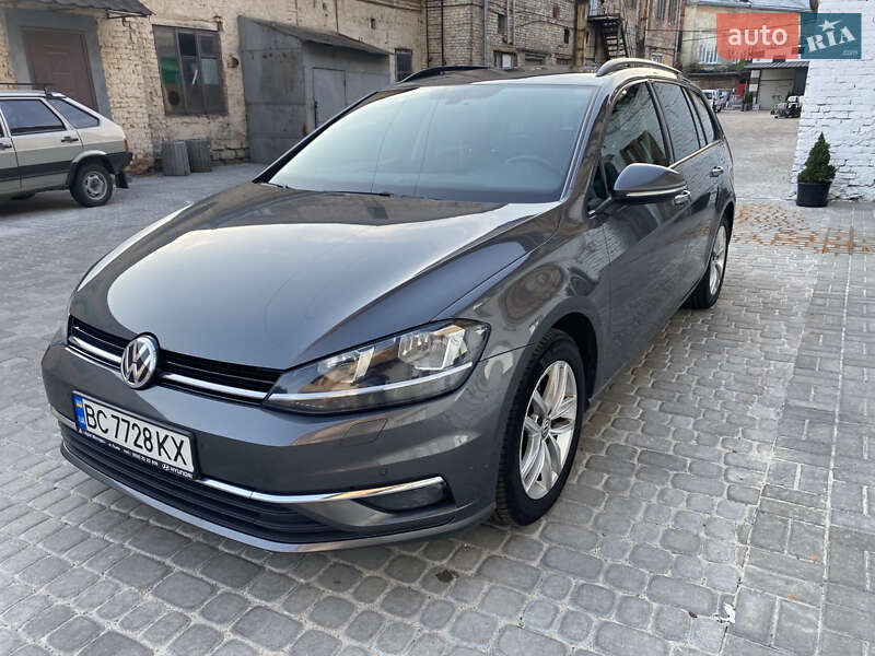Универсал Volkswagen Golf 2017 в Львове