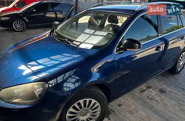 Універсал Volkswagen Golf 2011 в Тернополі