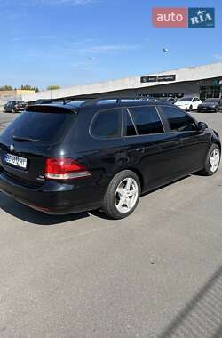 Універсал Volkswagen Golf 2012 в Львові