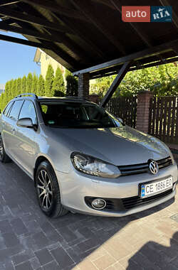 Універсал Volkswagen Golf 2011 в Чернівцях