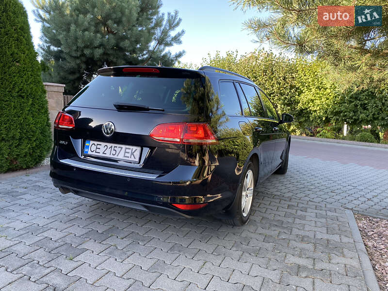 Універсал Volkswagen Golf 2013 в Чернівцях