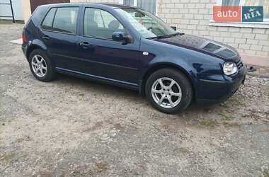 Хетчбек Volkswagen Golf 1999 в Корсунь-Шевченківському