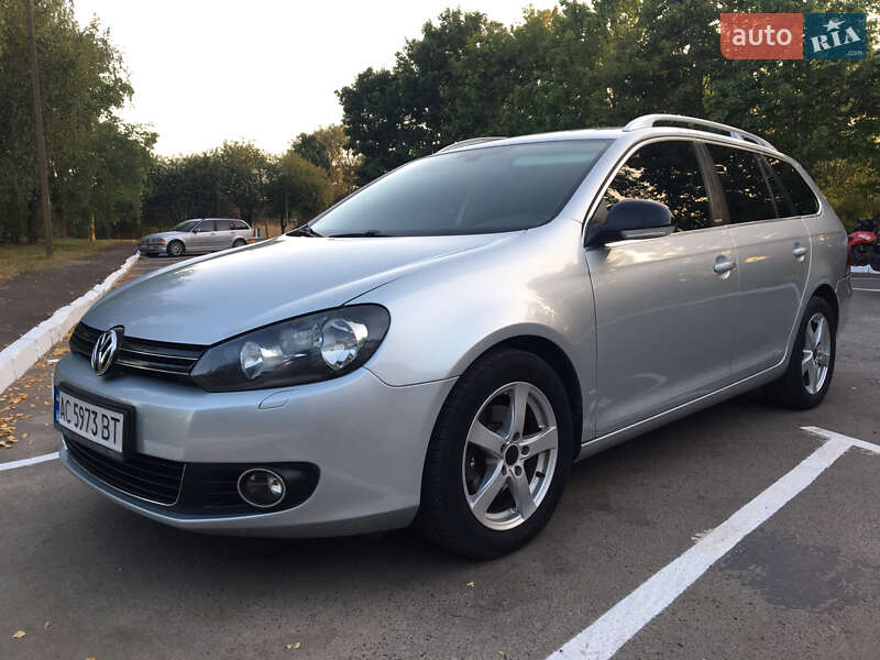 Универсал Volkswagen Golf 2011 в Буковеле