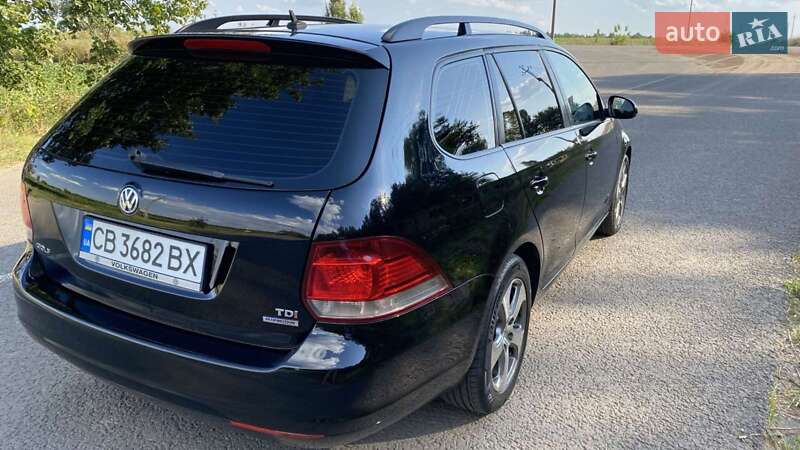 Універсал Volkswagen Golf 2013 в Прилуках