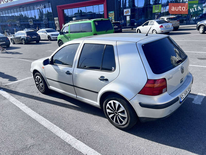 Хетчбек Volkswagen Golf 1998 в Харкові фото 3 Хетчбек Volkswagen Golf 1998 в Харкові
