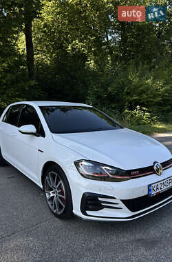 Хетчбек Volkswagen Golf 2019 в Житомирі