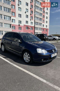 Хэтчбек Volkswagen Golf 2008 в Виннице