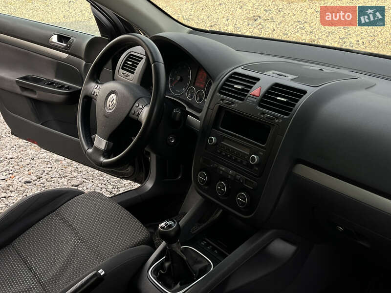 Универсал Volkswagen Golf 2009 в Харькове