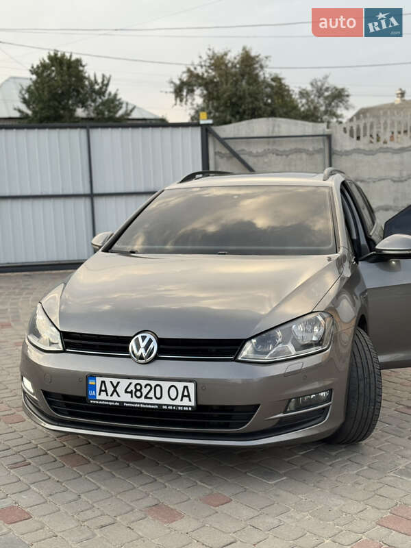 Універсал Volkswagen Golf 2014 в Харкові