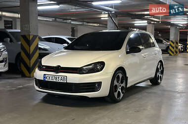 Хетчбек Volkswagen Golf 2010 в Дніпрі
