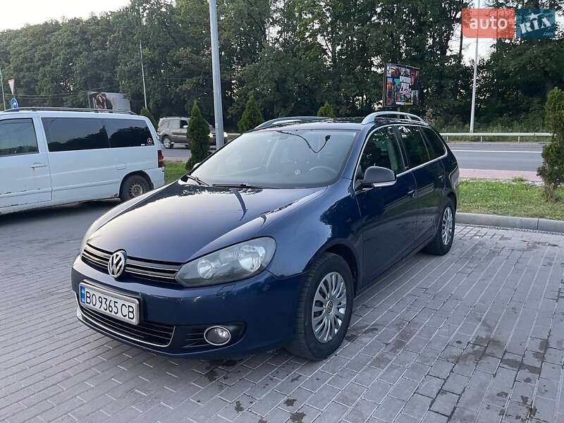Універсал Volkswagen Golf 2011 в Тернополі