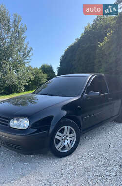Хэтчбек Volkswagen Golf 2002 в Тернополе