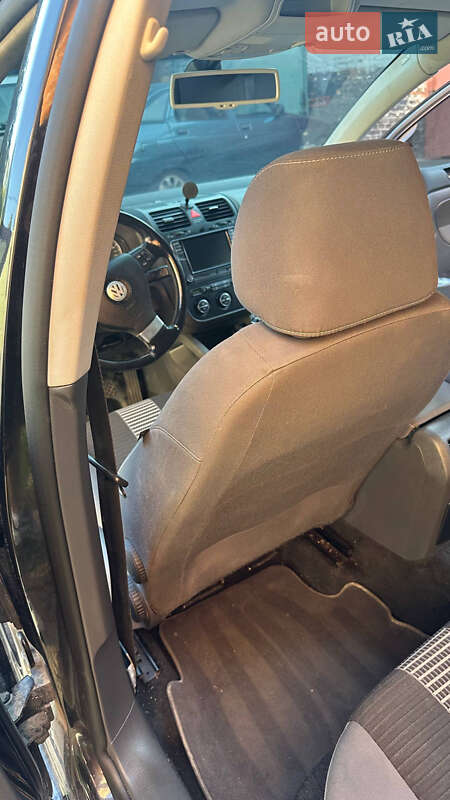 Хетчбек Volkswagen Golf 2008 в Полтаві