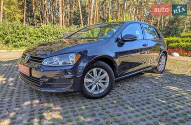 Хетчбек Volkswagen Golf 2016 в Києві