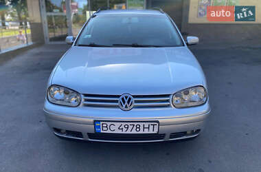 Универсал Volkswagen Golf 2003 в Ровно