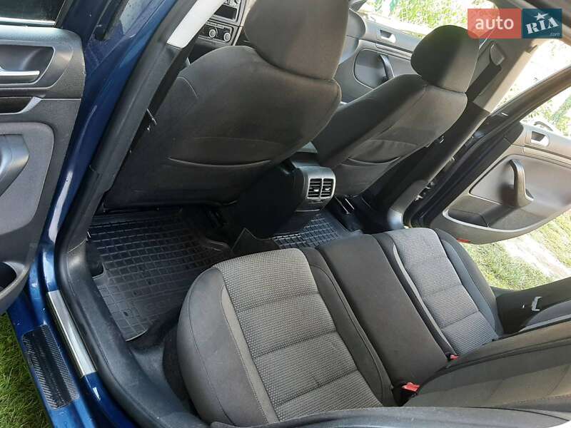 Універсал Volkswagen Golf 2011 в Стрию