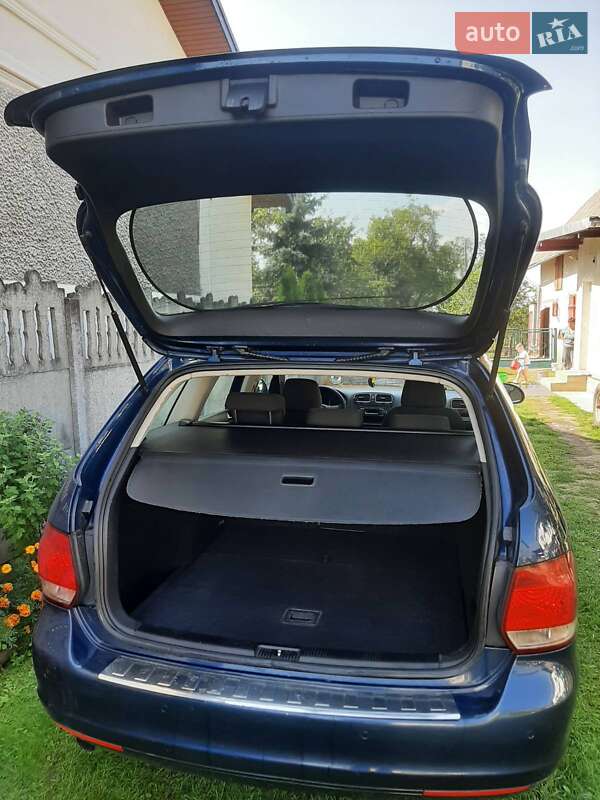 Універсал Volkswagen Golf 2011 в Стрию