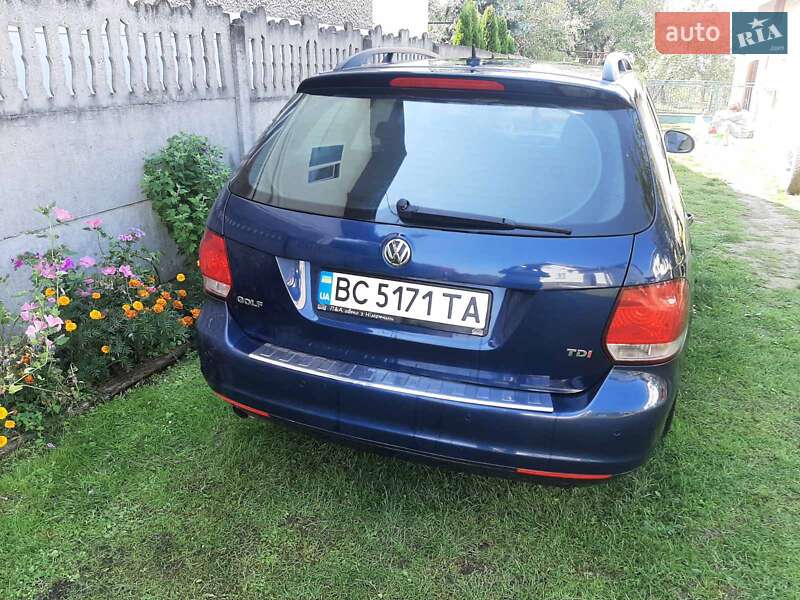Універсал Volkswagen Golf 2011 в Стрию