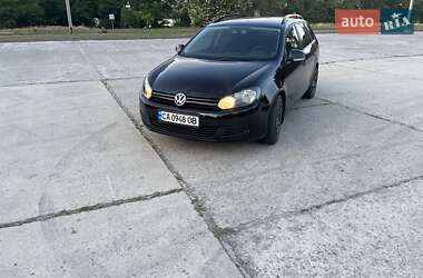 Універсал Volkswagen Golf 2011 в Каневі