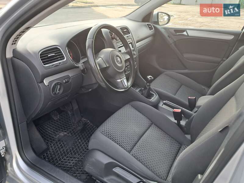 Хетчбек Volkswagen Golf 2011 в Борисполі