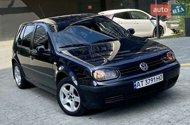 Хетчбек Volkswagen Golf 2001 в Івано-Франківську