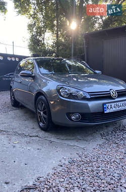 Хетчбек Volkswagen Golf 2011 в Києві