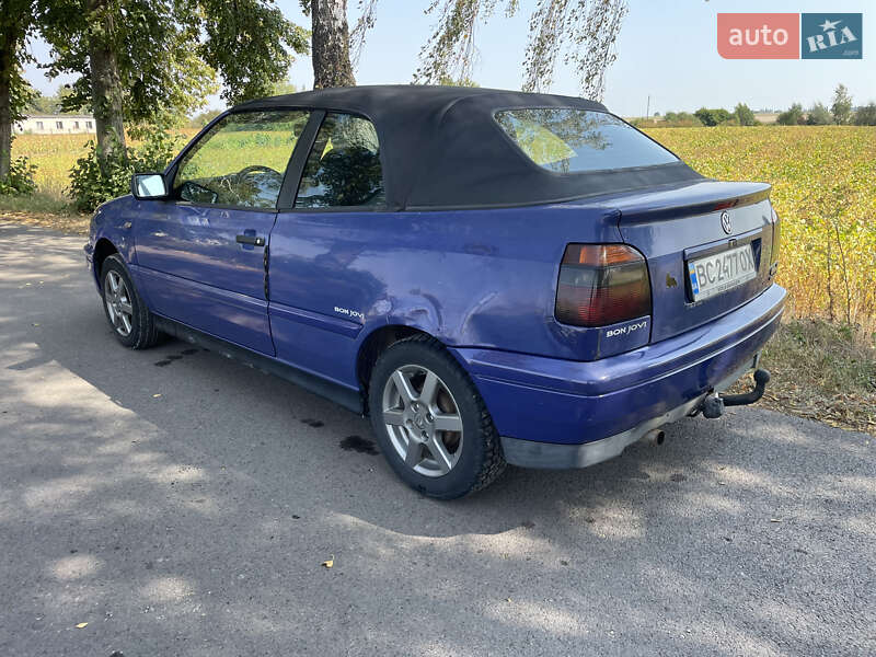 Кабріолет Volkswagen Golf 1996 в Володимирі