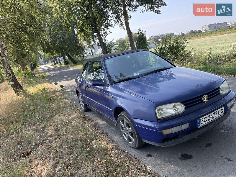 Кабріолет Volkswagen Golf 1996 в Володимирі