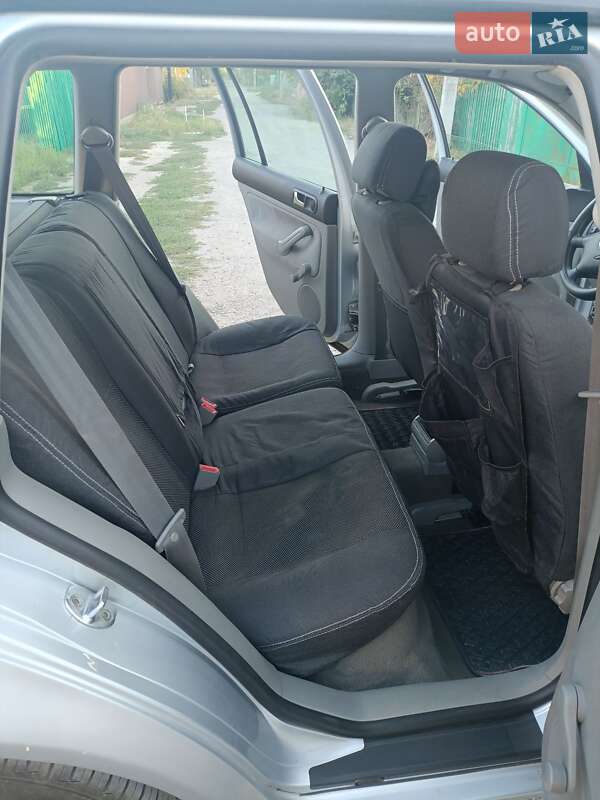 Универсал Volkswagen Golf 2001 в Новомосковске фото 7 Универсал Volkswagen Golf 2001 в Новомосковске