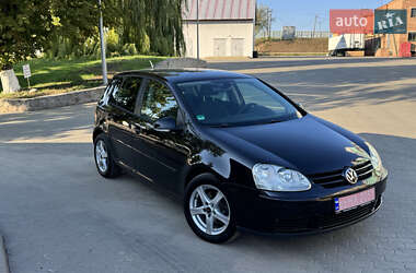 Хэтчбек Volkswagen Golf 2007 в Великой Багачке