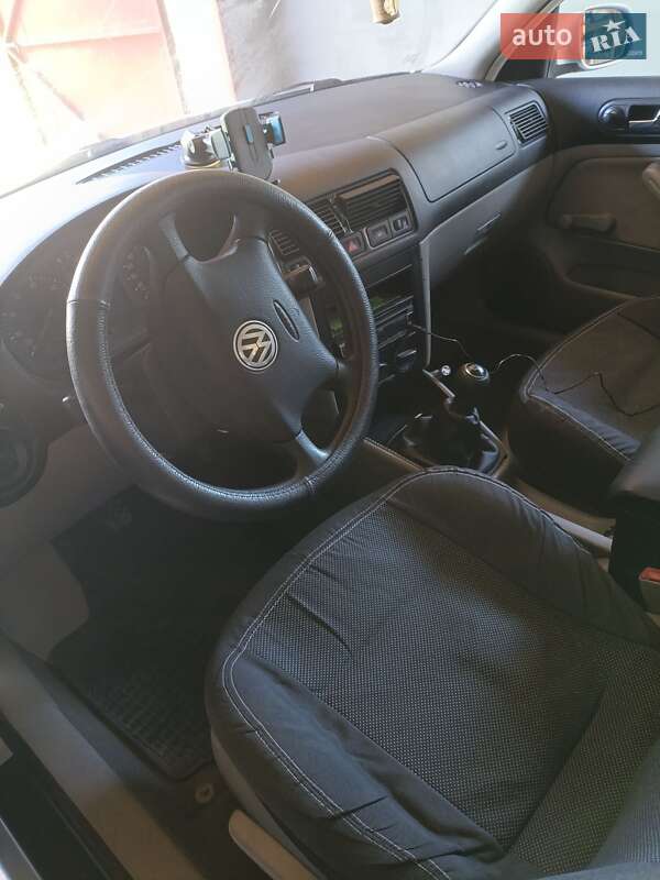 Универсал Volkswagen Golf 2001 в Новомосковске фото 21 Универсал Volkswagen Golf 2001 в Новомосковске