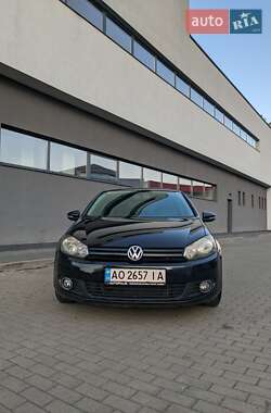 Хетчбек Volkswagen Golf 2012 в Мукачевому