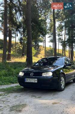 Хетчбек Volkswagen Golf 2001 в Тростянці